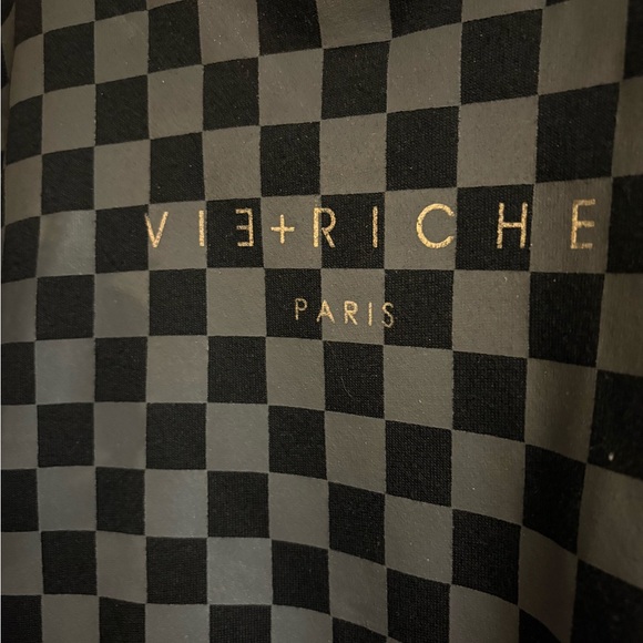 Vie+Richie long sleeve never worn
XL - Picture 4 of 12